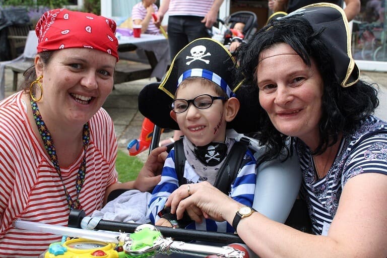 HDH pirate party_700x500